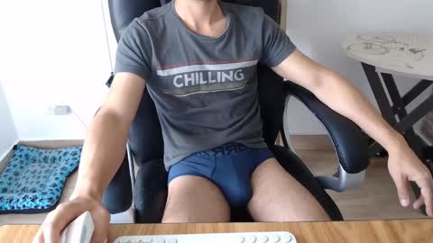 Snapshot of jjrod91 chatting on November 10, 7:02 pm Jon online show from November 10, 7:02 pm