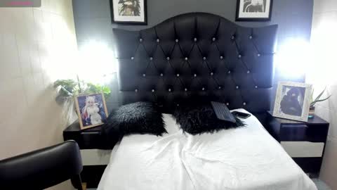 Snapshot of jm_hot_ chatting on January 21, 7:37 am jm_hot_ online show from January 21, 7:37 am