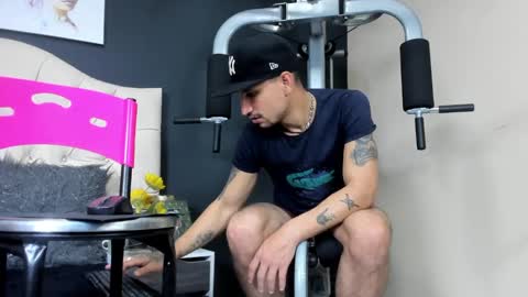 Snapshot of jm_hot_ chatting on February 14, 5:09 am jm_hot_ online show from February 14, 5:09 am