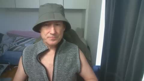 Snapshot of jman2025839798 chatting on March 6, 11:39 am jman2025839798 online show from March 6, 11:39 am