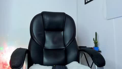 Snapshot of jmortton chatting on November 1, 11:01 am IGJmortton online show from November 1, 11:01 am