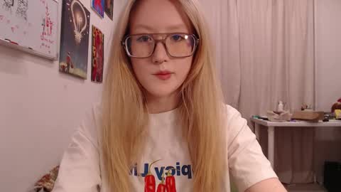 joan_kiss online show from October 2, 4:58 pm