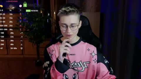 J online show from April 19, 7:27 pm