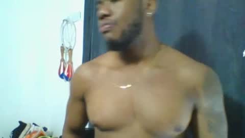 Snapshot of joan_saenz chatting on November 17, 6:35 pm JOAN SAENZ online show from November 17, 6:35 pm