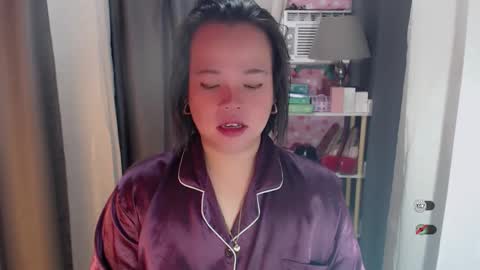 Joana online show from April 13, 9:31 pm