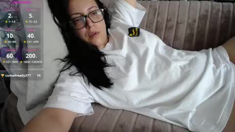 Snapshot of joanna_cw chatting on June 10, 8:13 am Jo online show from June 10, 8:13 am