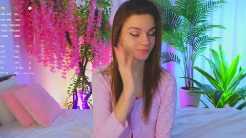 Eva online show from April 5, 7:33 pm