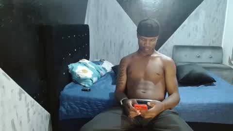 joao_leao online show from January 11, 8:47 pm