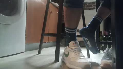 Snapshot of jobbeduval chatting on January 28, 10:23 am GUILLAUME feet and socks online show from January 28, 10:23 am