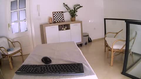 joc bi nice online show from October 23, 11:42 am