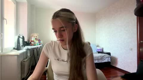 Alice online show from June 30, 2:29 pm