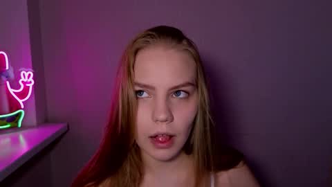 Jodie 3 returning TODAY online show from September 11, 8:09 pm