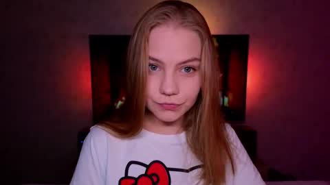 Jodie 3 returning TODAY online show from September 17, 7:26 pm