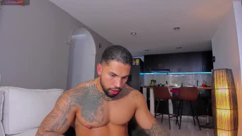 joe_esthetic online show from February 26, 7:57 pm