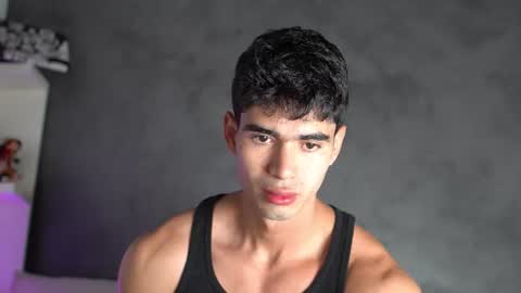 joe_steel1 online show from June 30, 8:32 pm