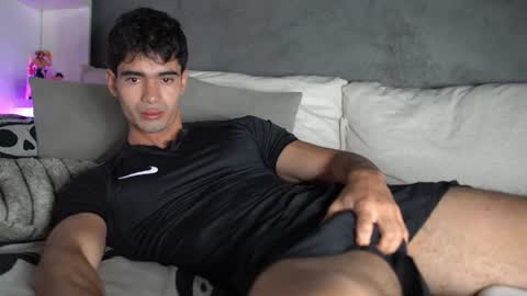 joe_steel1 online show from July 5, 11:56 pm