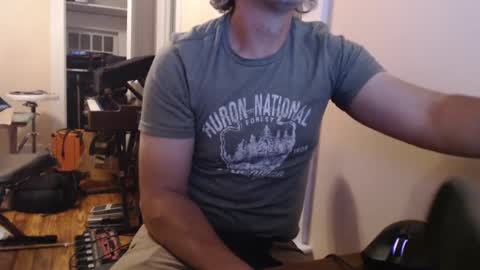 Snapshot of joebo7575 chatting on October 6, 3:15 am joebo7575 online show from October 6, 3:15 am