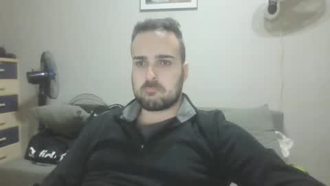 Snapshot of joel_1997_ chatting on December 1, 9:48 pm joel_1997_ online show from December 1, 9:48 pm