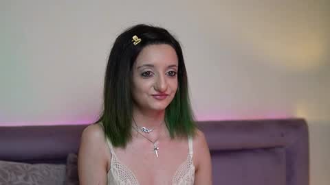  Joelle  online show from April 18, 8:42 pm