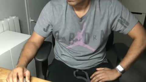 Snapshot of joeshades21 chatting on January 18, 11:00 pm joeshades21 online show from January 18, 11:00 pm