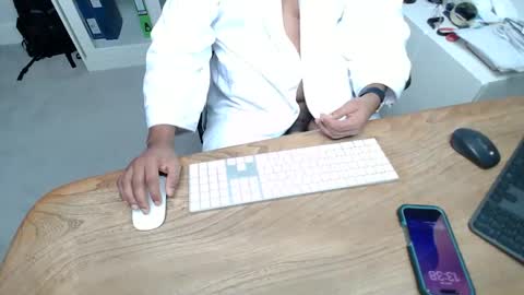 joeshades21 online show from January 17, 1:38 pm