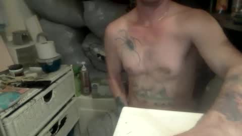 Snapshot of joeybcali79 chatting on February 11, 6:02 pm joeybcali79 online show from February 11, 6:02 pm