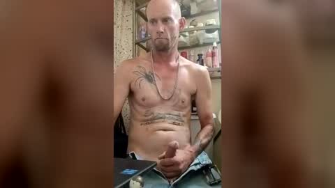 joeybcali79 online show from June 25, 2:11 am