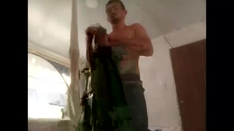 Joni online show from April 4, 4:59 pm