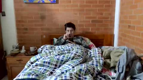 johan70nsexy online show from April 11, 1:21 am