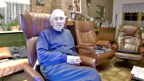 johan7 heet online show from December 25, 10:37 pm