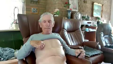 johan7 heet online show from September 14, 11:42 am