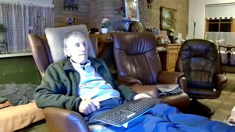 johan7 heet online show from November 15, 9:32 pm