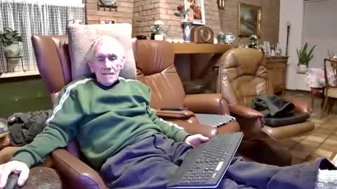 johan7 heet online show from February 15, 9:33 pm