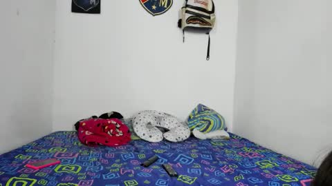 Snapshot of johan_and_antonella chatting on October 15, 2:55 am johan_and_antonella online show from October 15, 2:55 am