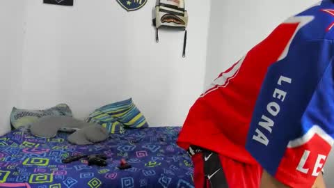 Snapshot of johan_and_antonella chatting on October 27, 2:59 am johan_and_antonella online show from October 27, 2:59 am