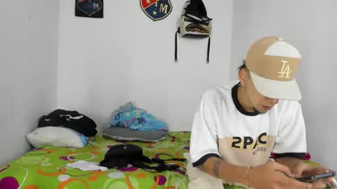 Snapshot of johan_and_antonella chatting on January 18, 1:09 am johan_and_antonella online show from January 18, 1:09 am