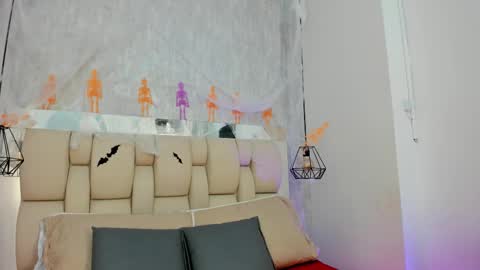 Snapshot of johan_gz_ chatting on October 23, 7:56 pm Johan online show from October 23, 7:56 pm