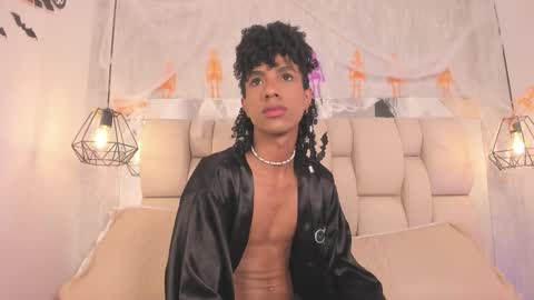 Snapshot of johan_gz_ chatting on October 24, 11:28 am Johan online show from October 24, 11:28 am