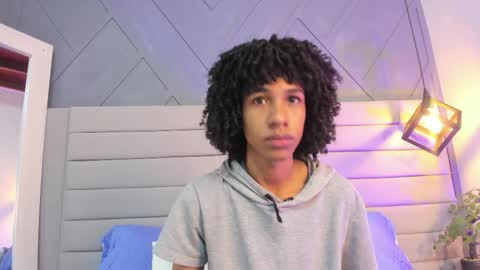 Snapshot of johan_gz_ chatting on November 5, 11:43 am Johan online show from November 5, 11:43 am