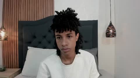 Snapshot of johan_gz_ chatting on July 10, 11:35 am Johan online show from July 10, 11:35 am