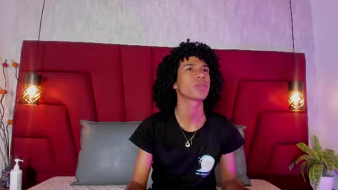 Snapshot of johan_gz_ chatting on July 16, 11:38 am Johan online show from July 16, 11:38 am