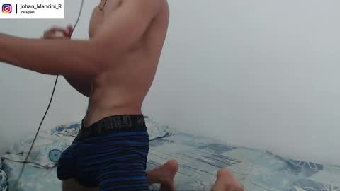 Snapshot of johan_mancini_r chatting on February 10, 7:07 pm johan_mancini_r online show from February 10, 7:07 pm