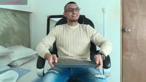 johan online show from December 21, 11:06 am