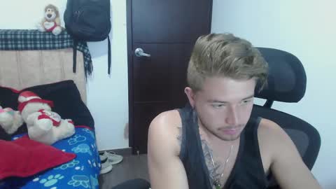 JOHAN independient model online show from October 3, 2:58 pm