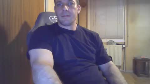 john1212124 online show from September 16, 12:44 am