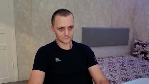 Snapshot of john_3019 chatting on January 18, 7:39 pm John online show from January 18, 7:39 pm