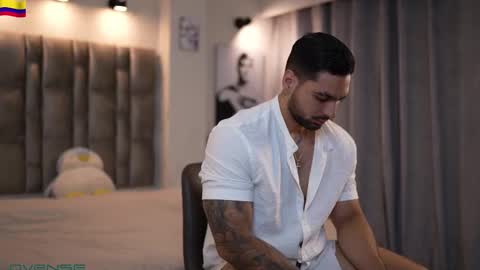 john online show from October 23, 10:30 pm