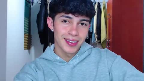 John Vichenso online show from September 10, 10:10 pm