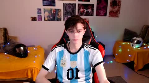 john_winx online show from May 19, 4:24 pm