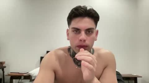 Snapshot of johnafterdark chatting on February 25, 2:25 am JAXX online show from February 25, 2:25 am